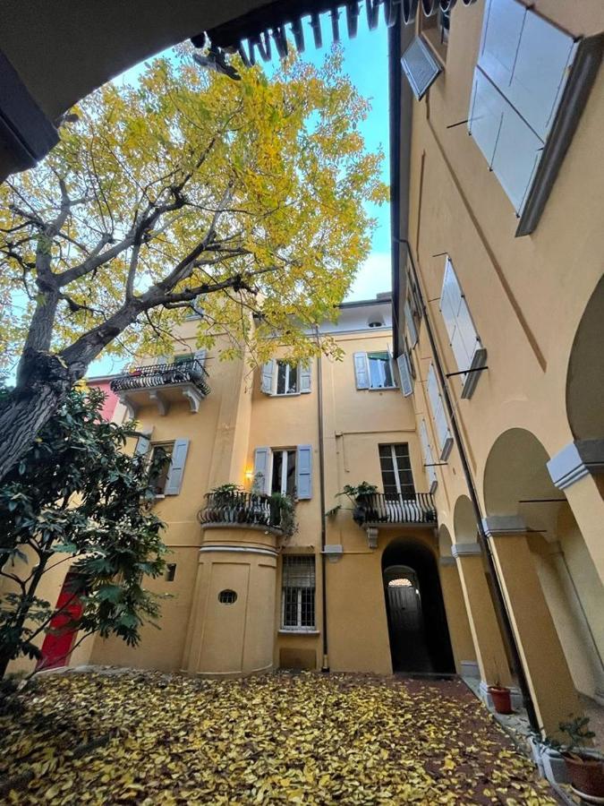 Portici Design Suite - Historical Center Bologna Ngoại thất bức ảnh